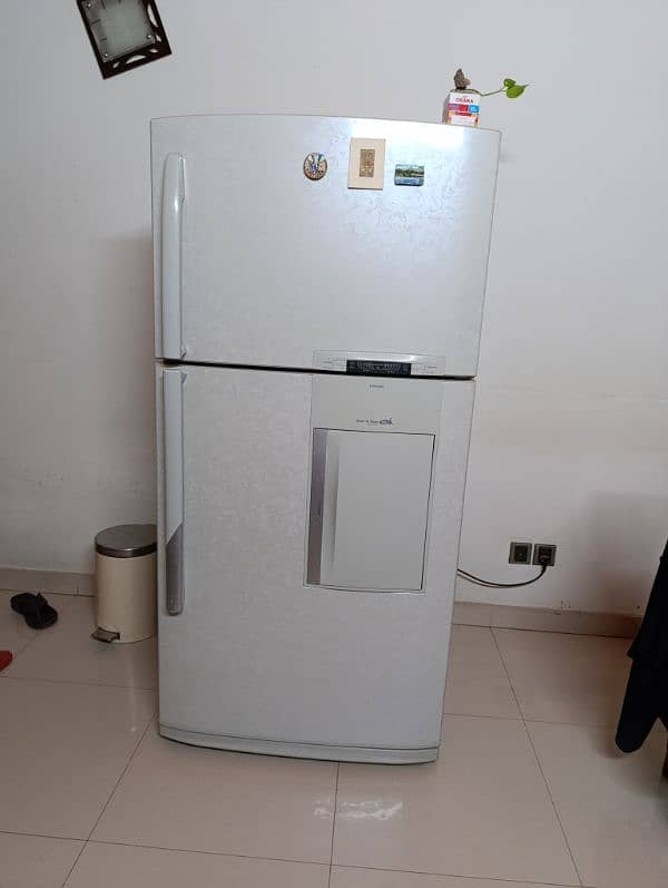 Samsung refrigerator no frost for sale 0