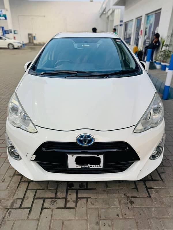 Toyota Aqua 2014 0