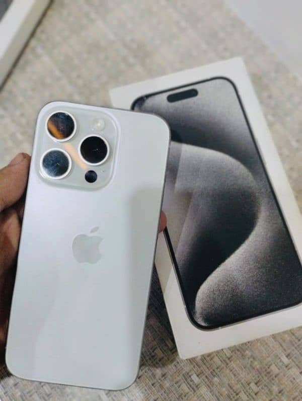 iPhone 15 pro jv white titanium 128gb 0