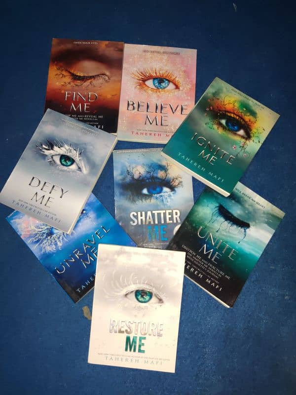 SHATTER ME SERIES 1