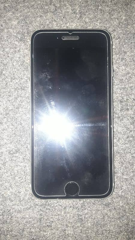 iphone SE 10/10 condition jv 1