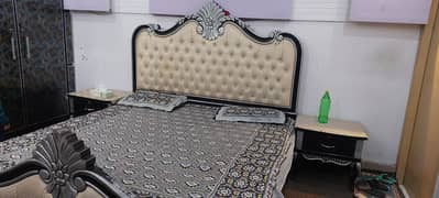 Large size double bed like new