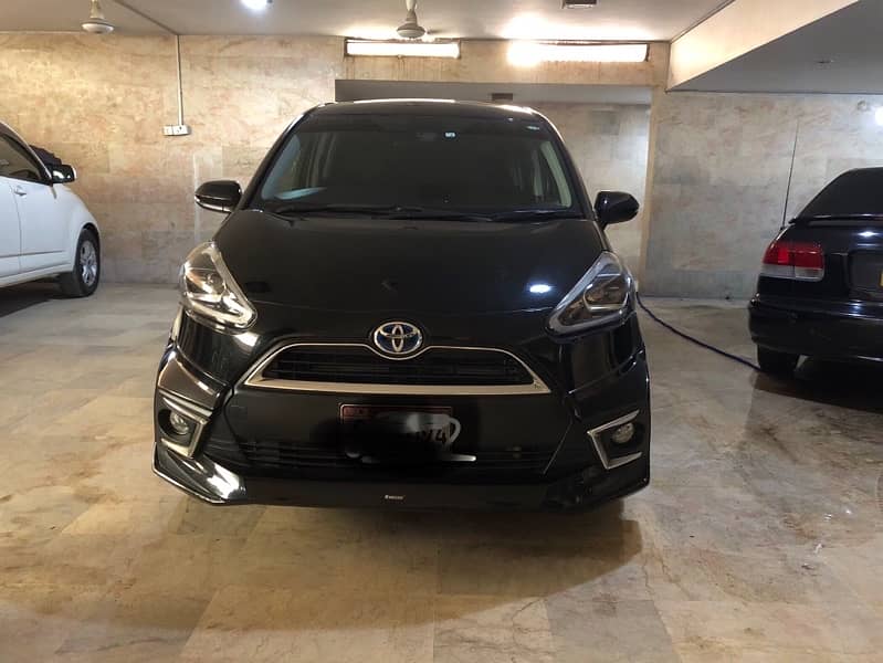 Toyota Sienta 2017 0