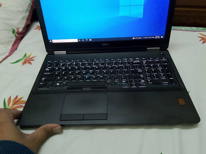 Dell latitude core i5 6th generation  e5570 3