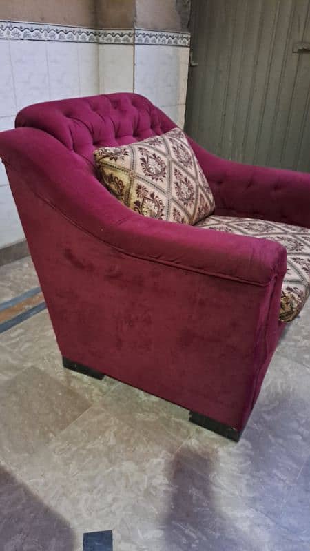 5 Seater Sofa Set - Akhrot Wood - neat and clean 6