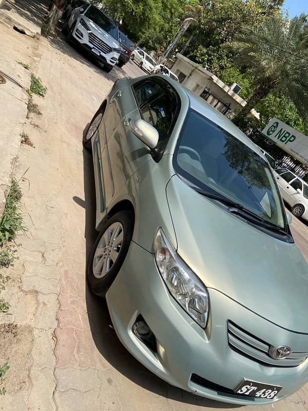 Toyota Corolla Altis 2010 10