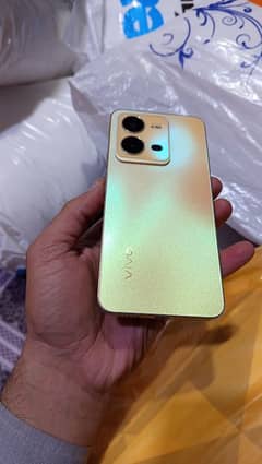 Vivo v25e 8+8/128 Golden