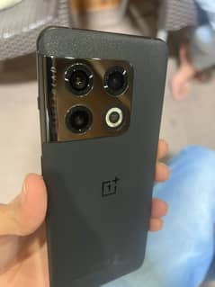 One Plus 10 Pro 5G