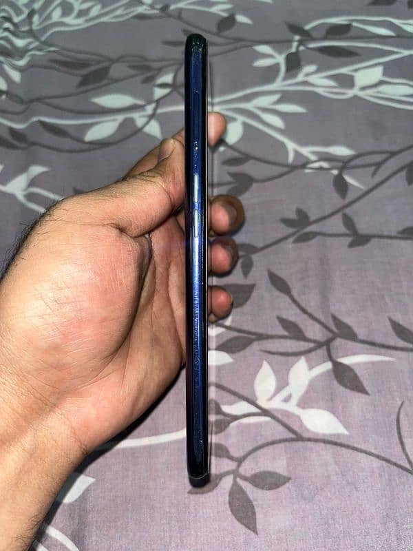 OPPO f11 blue 4