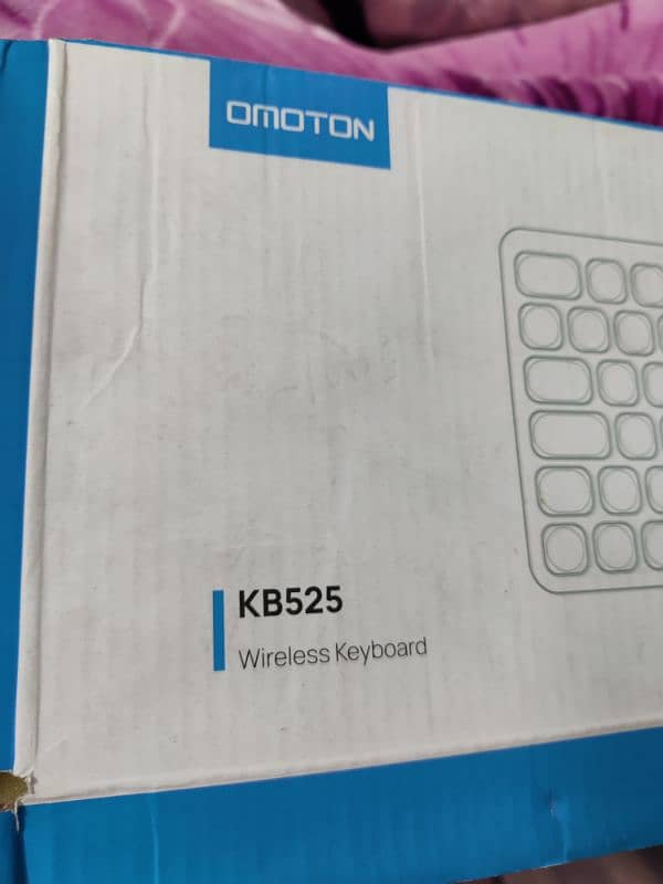 OMOTON KB525 Wireless Keyboard 4