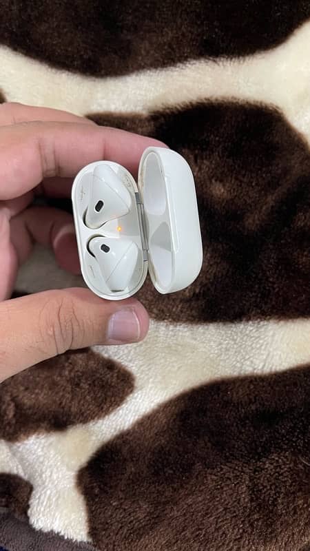 Apple Orignal airpods 1