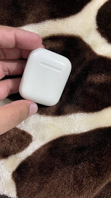 Apple Orignal airpods 6