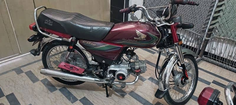 Honda cd 70. 3