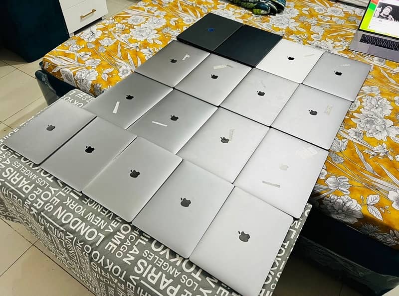 (100 PLUS QUANTITY) MACBOOK PRO 15.4’’ (2016/2017/2018/2019) . . 8