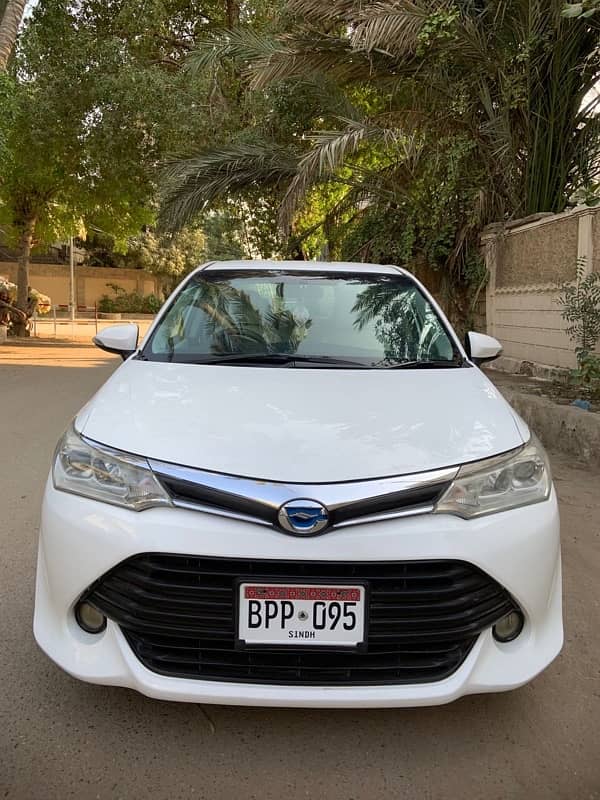 Toyota Corolla Axio 2015 1