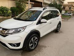 Honda BR-V 2017 original condition like a new 0/3/1/9/6/8/4/7/0/9/0