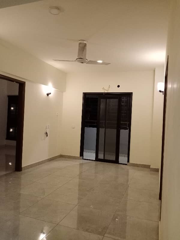 2400 Square Feet Flat In Beautiful Location Of Gulshan-e-Iqbal - Block 10-A In Karachi 7