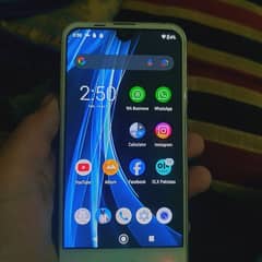 aquos r 4gb  64gb pta approved pubg 60fps