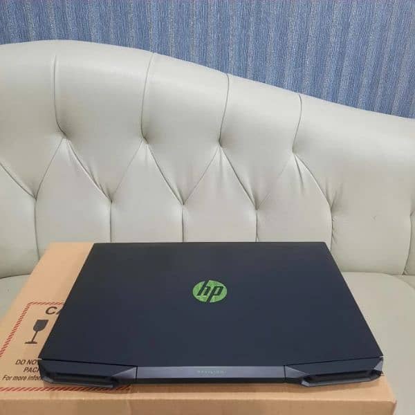 HP Pavilion 15 Gaming (4Gb Nvidia GTX 1050) 4