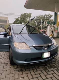 Honda City IDSI.