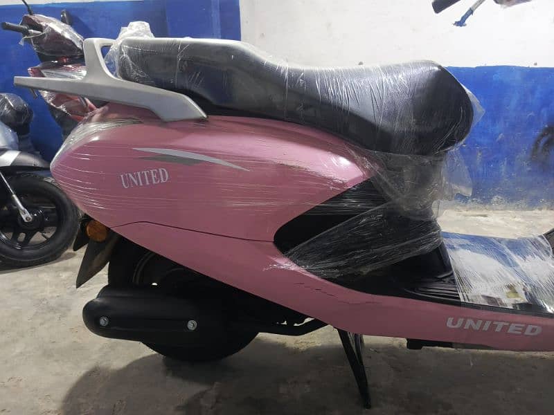 united scooty ,49cc japanese scooties available 14