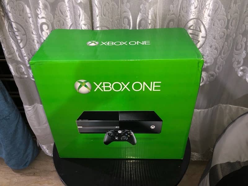 X-BOX ONE (USA MODEL) 1-Terabyte (10/10-condition) Freshly-imported . 5