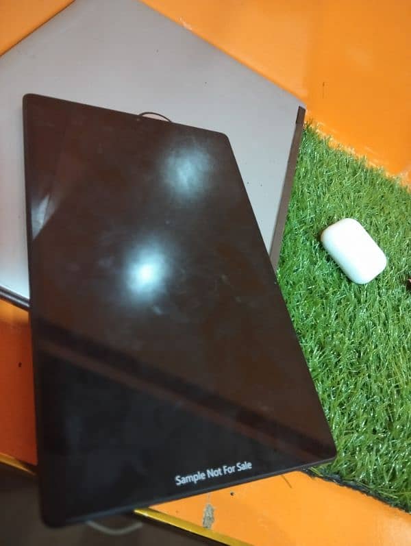 Lenovo m10 tablet 1