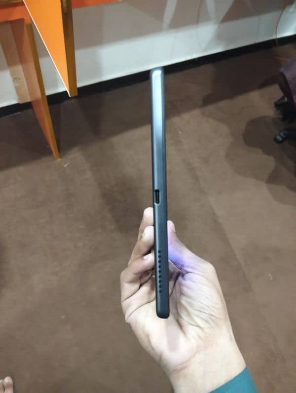 Lenovo m10 tablet 6