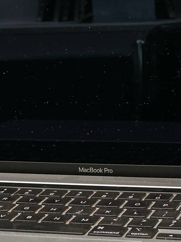 MacBook Pro  2019 16inches 5