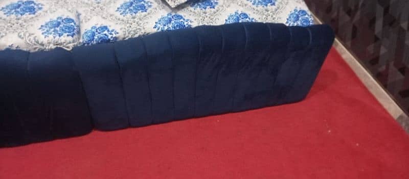 single bed,sofa,drasing 2