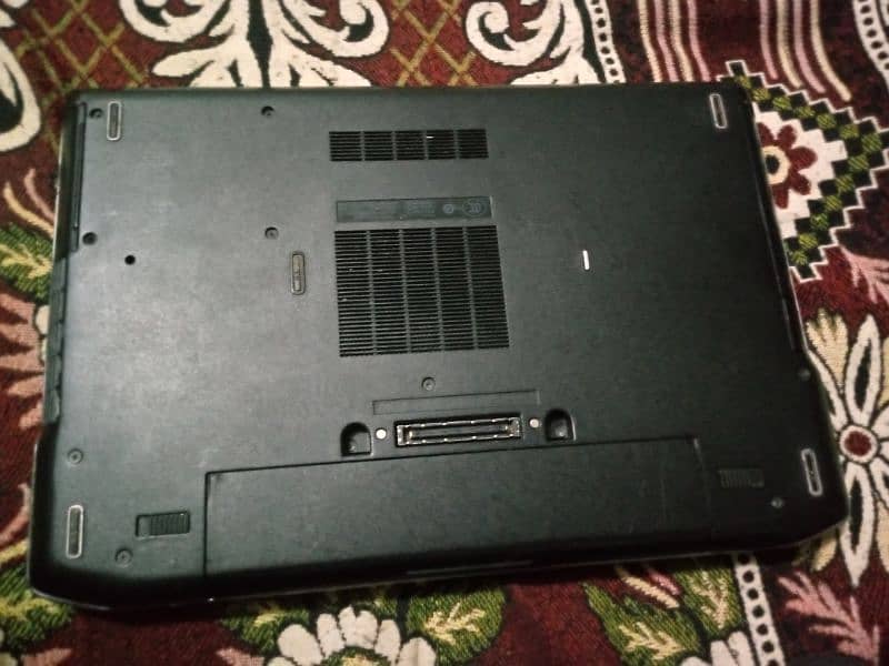 Laptop and Bluetooth free super used laptop 6