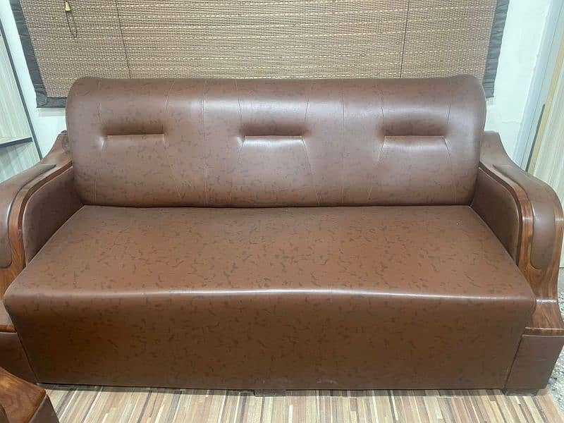 5 seater Sofa 4