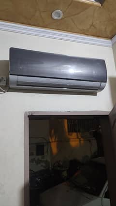 Haier 1.5 ton Invertor