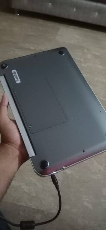 Haier Y11b Laptop for Sale in Good Condition 1