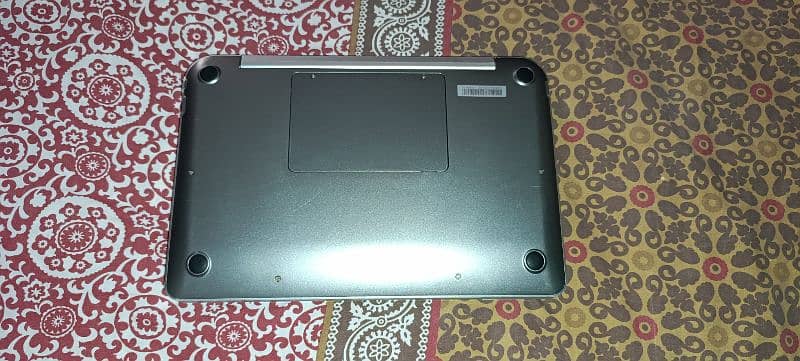 Haier Y11b Laptop for Sale in Good Condition 9