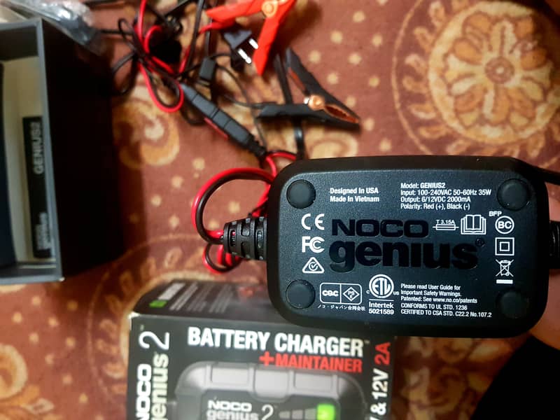 Battery charger+Maintainer Noco genius 2 2