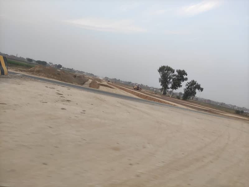 A Well Designed Prime Location Residential Plot Is Up For sale In An Ideal Location In Lahore 1