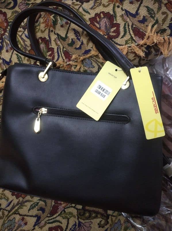 urgent sale  black color handsome imported bag 3