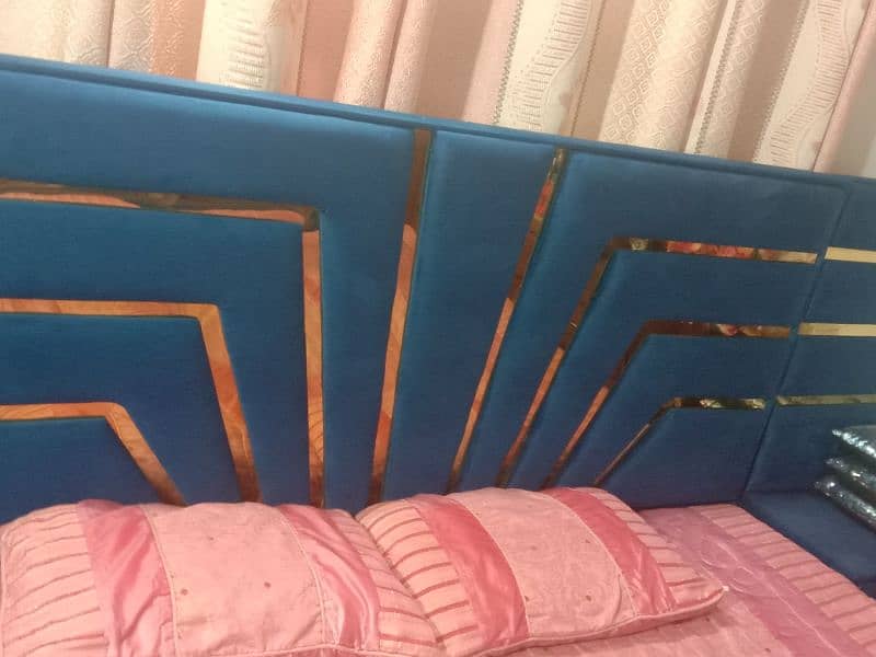 king size bed for sale 0