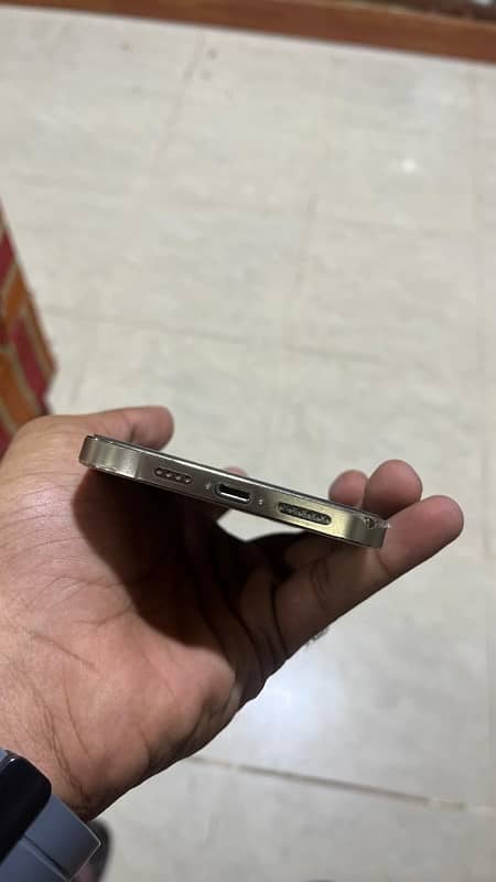 12 pro max 256gb, PTA approved 5