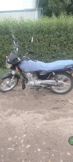 Suzuki 11o  Suzuki mehran se exchange possible he. urgent for sale