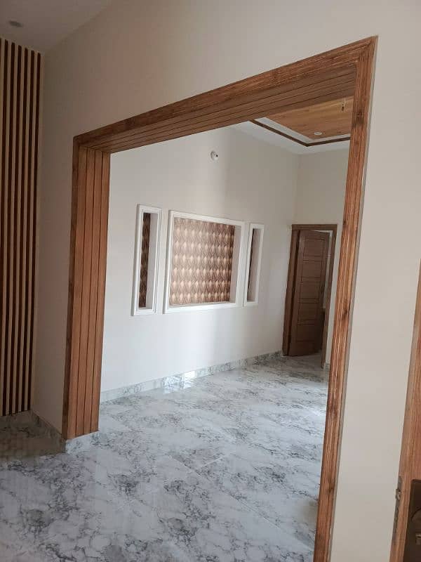 HOUSE  FOR SALE IN SHADMAN PHASE 3 OPPOSITE CIVIL HOSPITAL 11