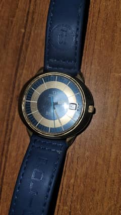 omega geneve dynamic gold and blue