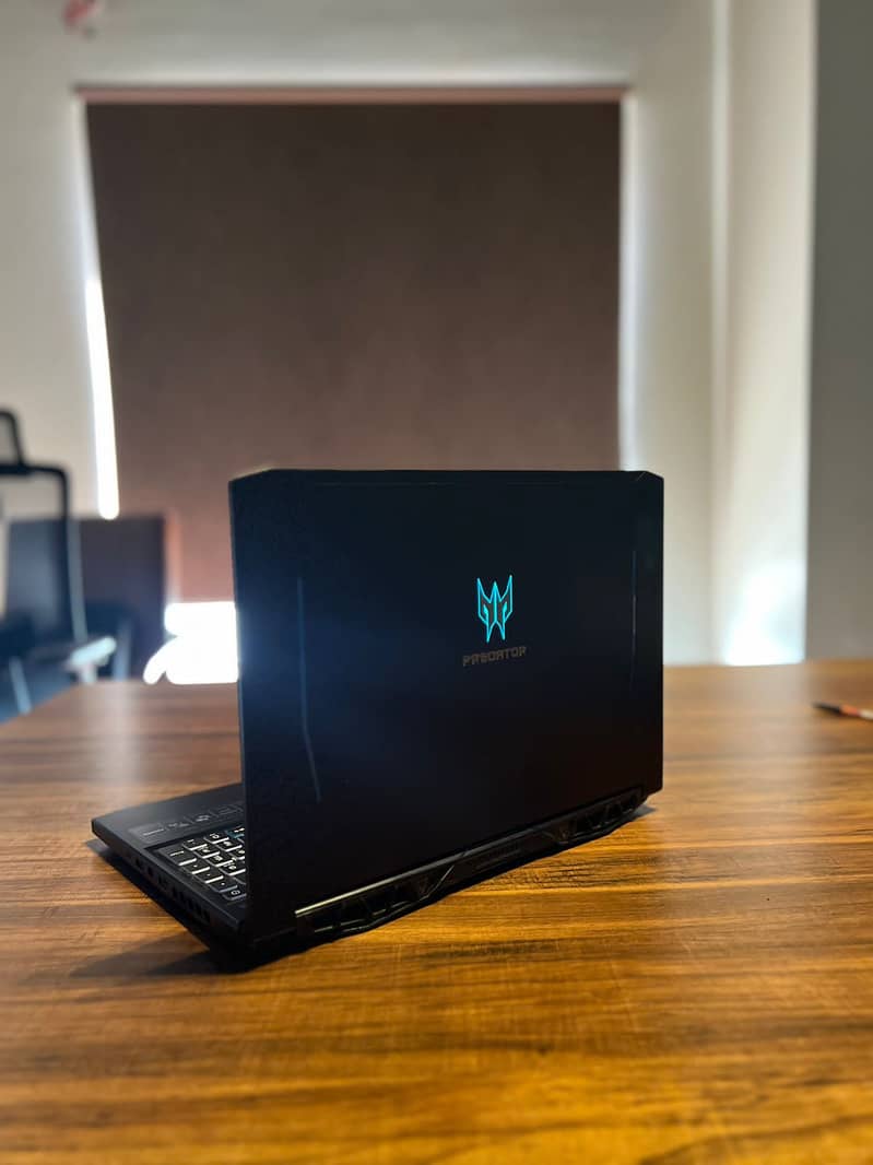 acer predator helios 300 1660ti i7 9th gaming laptop 1