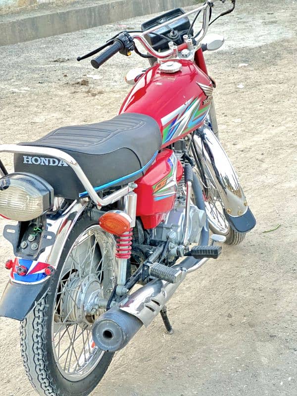 Honda 125. Model 2023 6