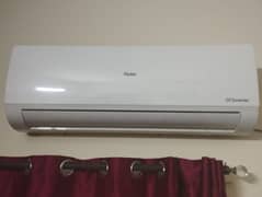 Haier 1.5 ton Inverter only 3 month used (O33O-386OO25) Original Gass