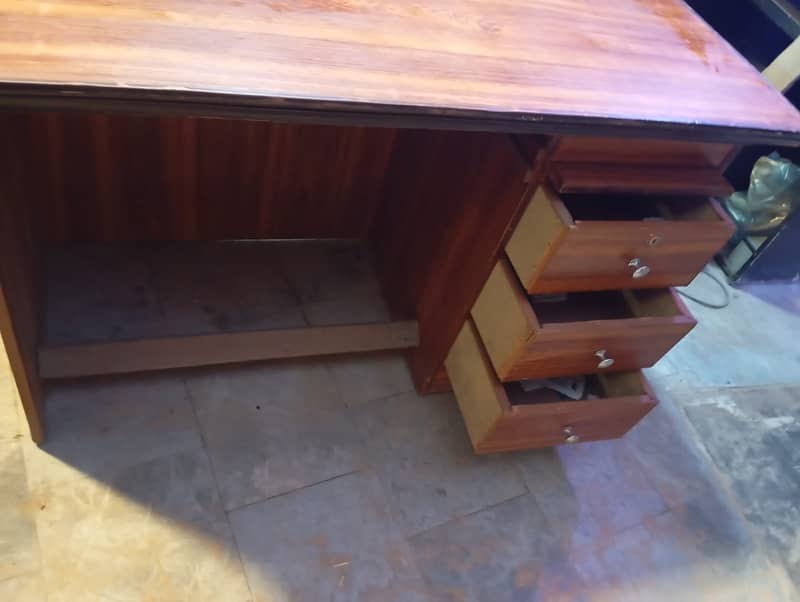 office tables urgent sale 1