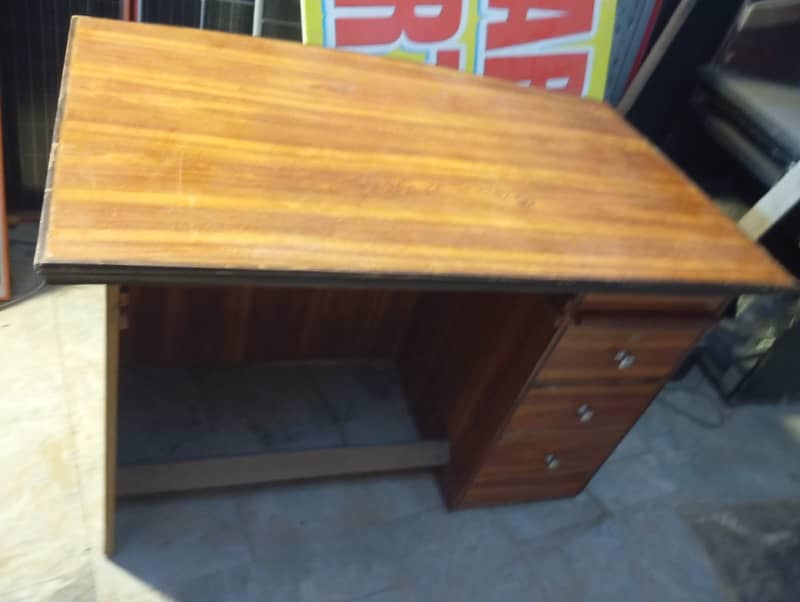 office tables urgent sale 3