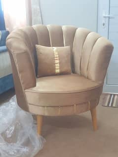 Round 1 seater sofa / Chair brand new