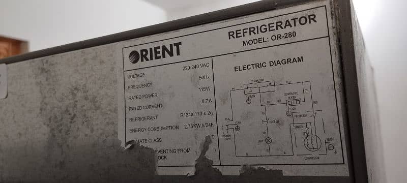 Orient fridge medium size brand New 7